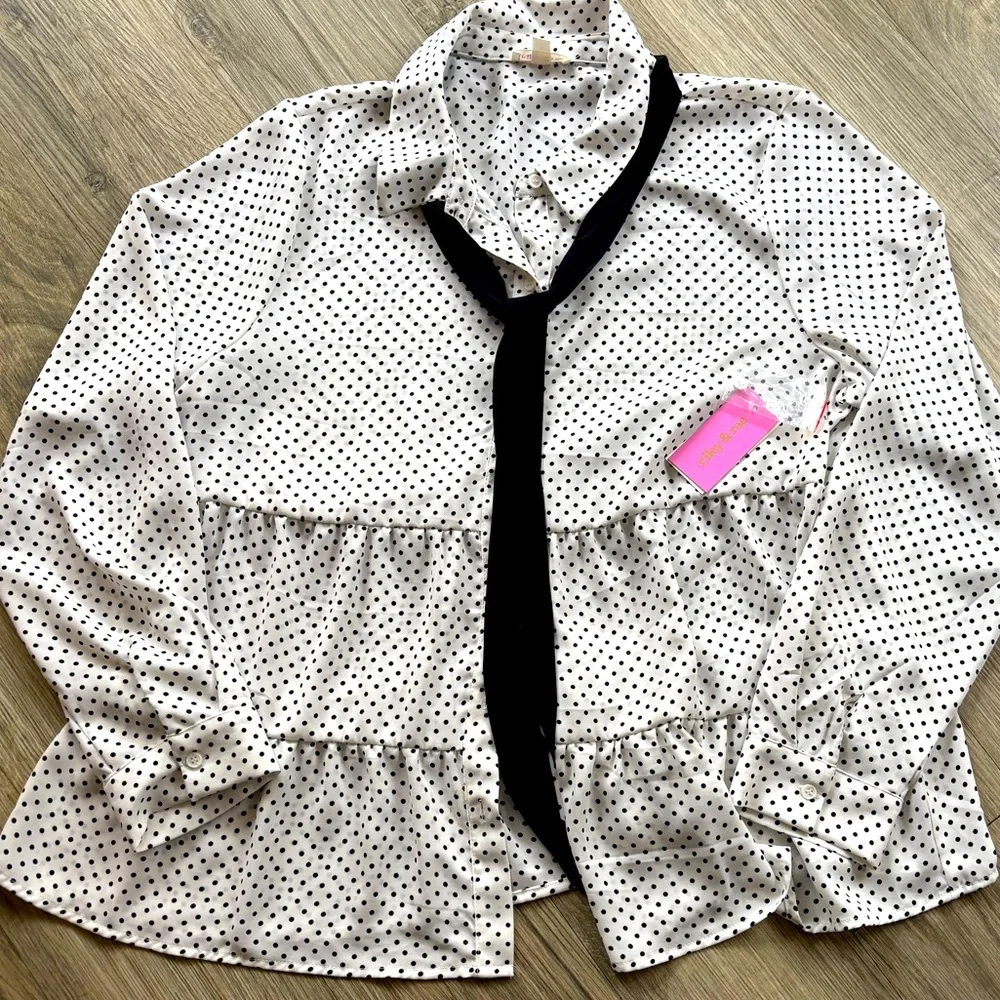 NWT Riley & Rae Blouse - Picture 1 of 4